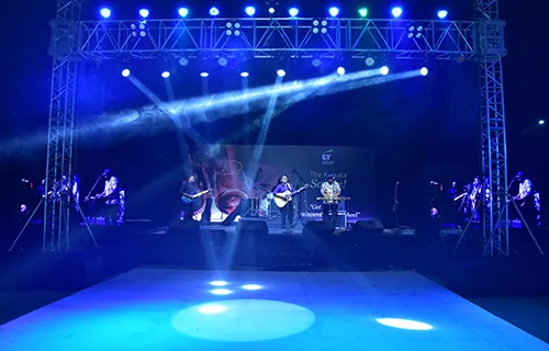 EY Concert production detail